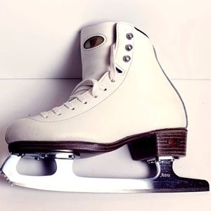 Riedell Model 33 Eclipse White Pro Figure Skates